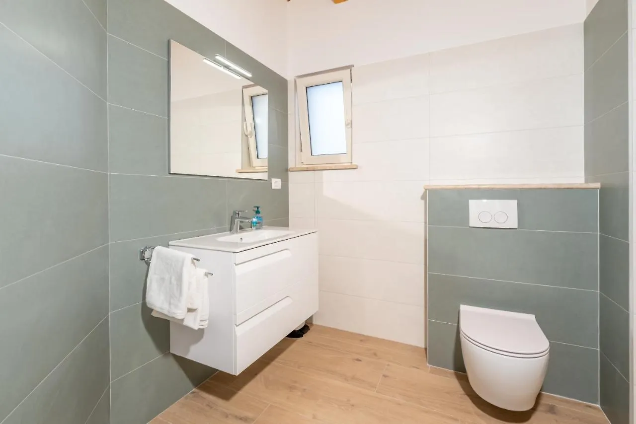 לאבין Villa Tereza Residence